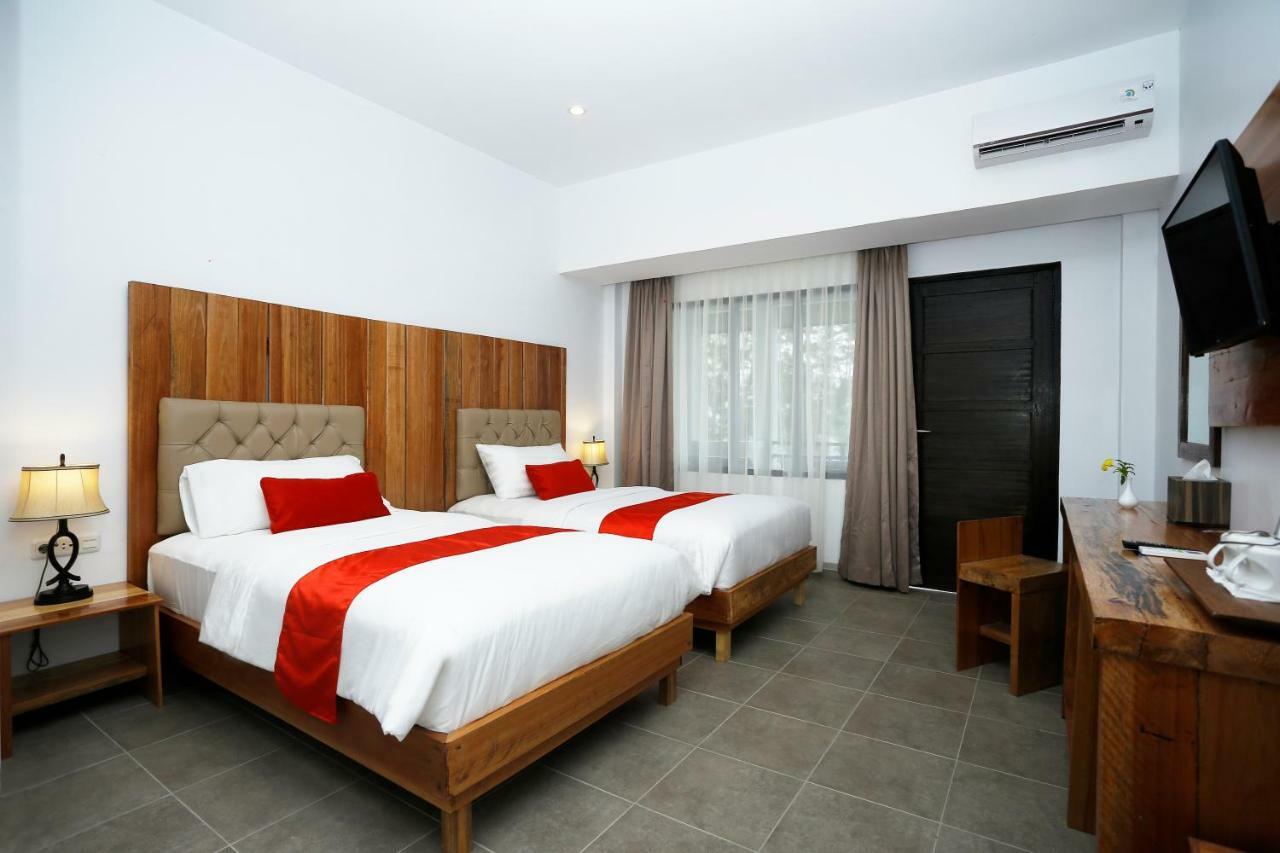 Kahyangan Resort Singkawang Esterno foto